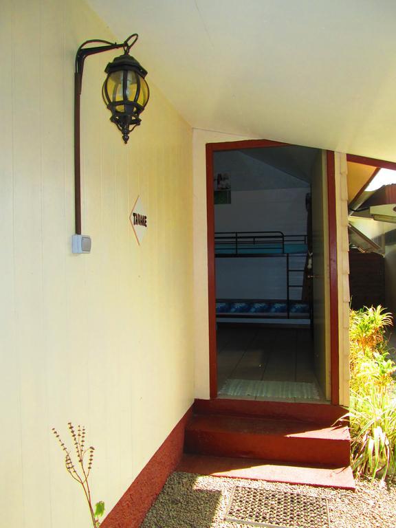 Inaiti Lodge Papeete  Buitenkant foto