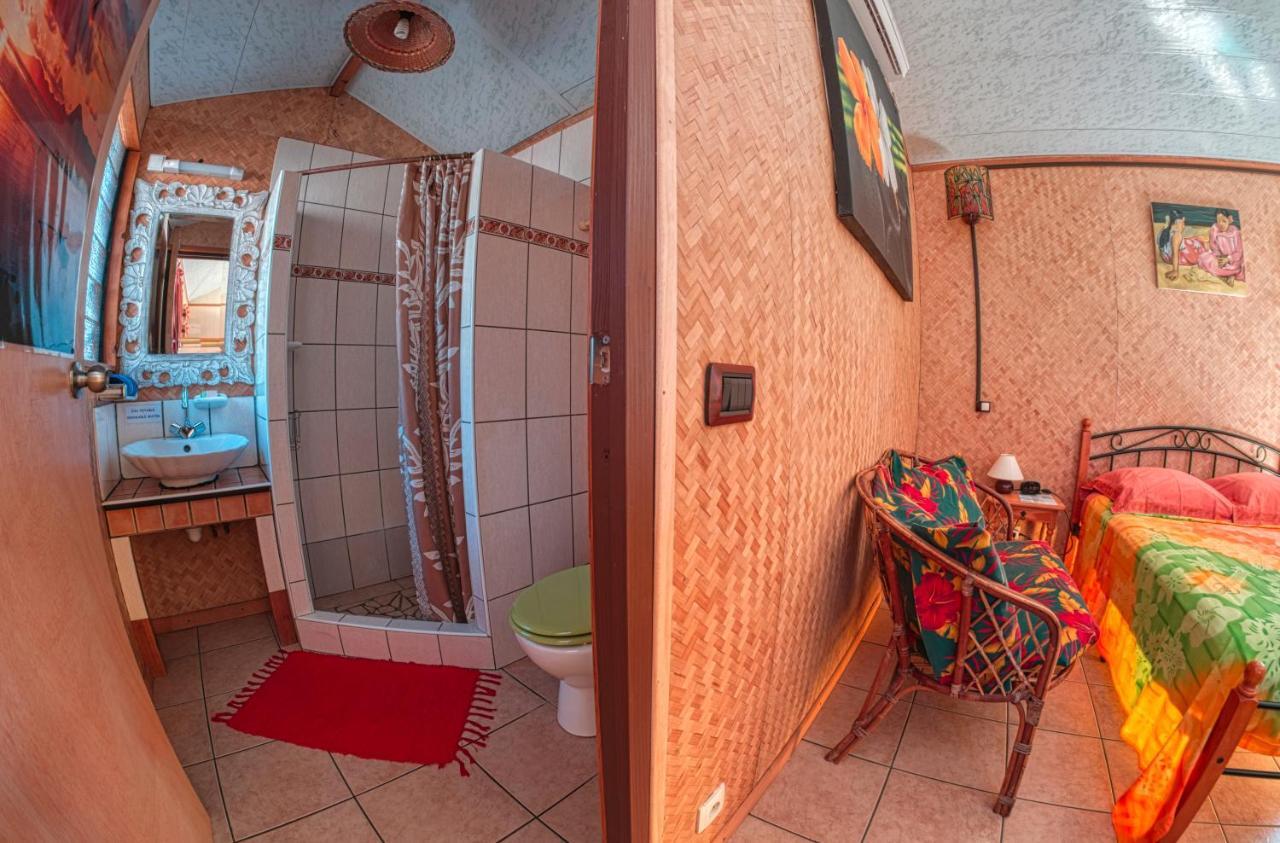 Inaiti Lodge Papeete  Buitenkant foto